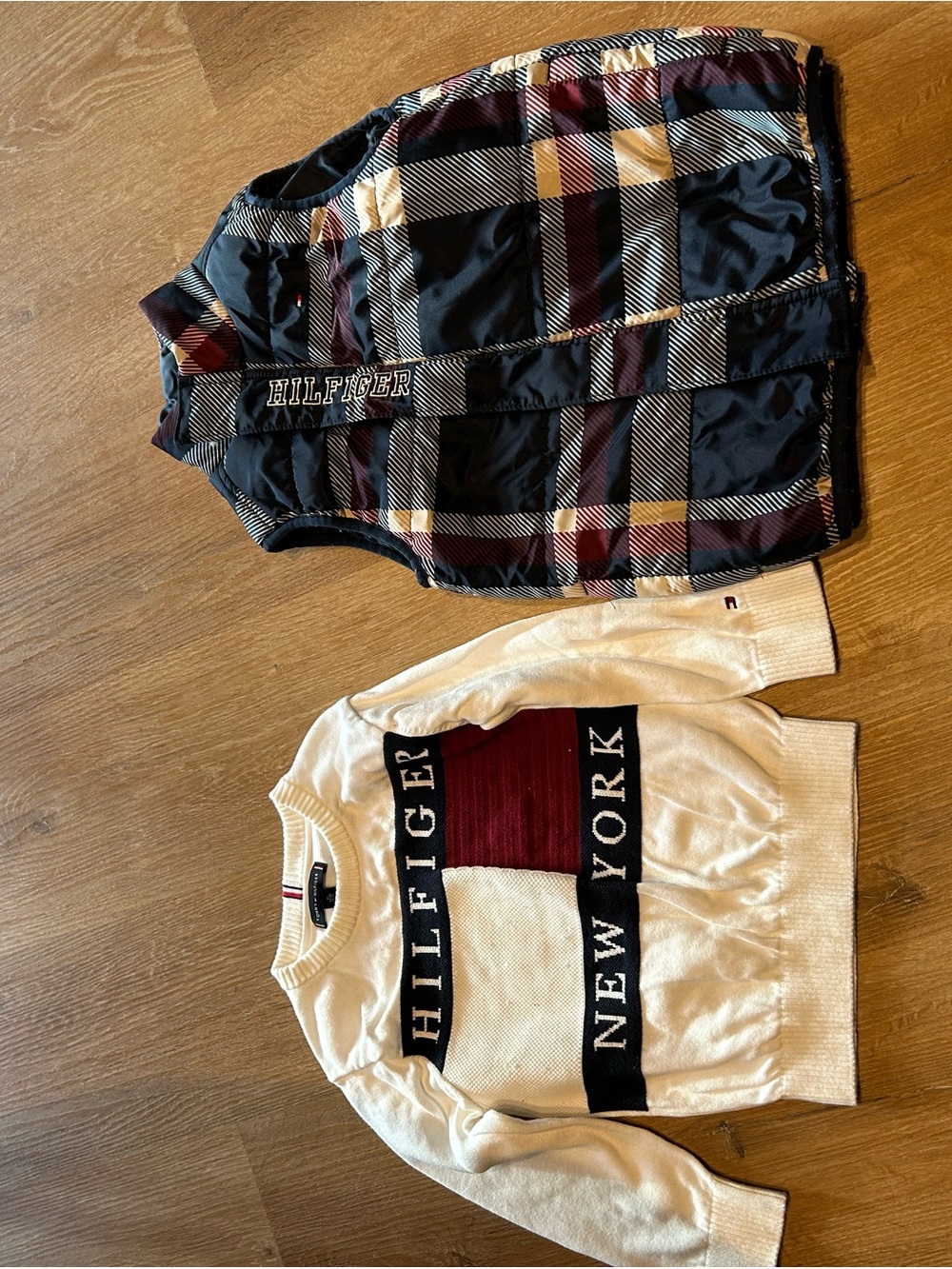 Tommy Hilfiger Cream Sweater & Navy Plaid Puffer Vest Set